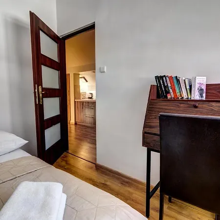 Apartament W Centrum Z Dwoma Sypialniami 20 Apartmán *
